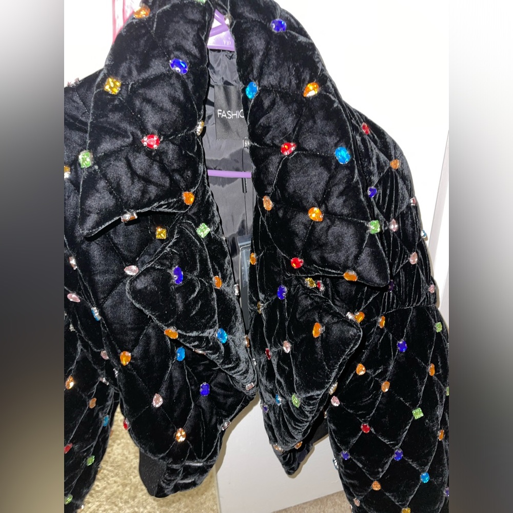 Brand New Mutli color jewel XL CROPPED JACKET